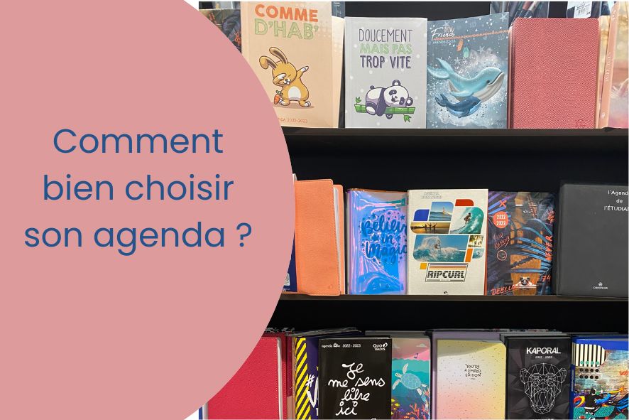 Quel agenda scolaire choisir ? Nos conseils pour trouver un modèle adapté à votre enfant et lui permettre d’écrire plus facilement.